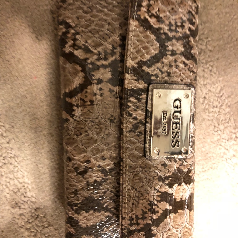 Guess wallet